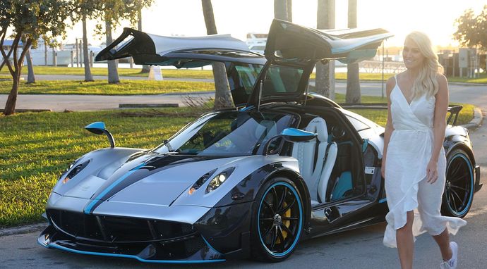 Car Crews with Supercar Blondie