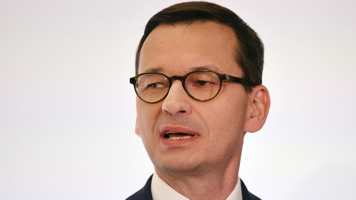 W grze jest 30 mln euro, czyli w przeliczeniu 120 mln zł. Trwa spór o operatora środków