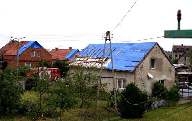 Ponad 2 tys. interwencji strażaków w związku z burzami