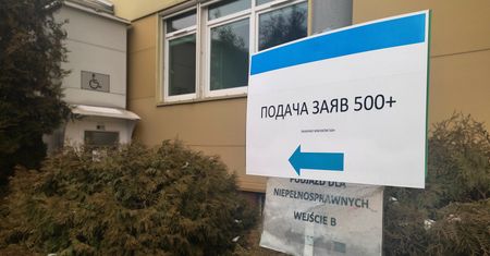 Ukraińcy skarżą się do RPO na odebrane świadczenia. ZUS odpowiada