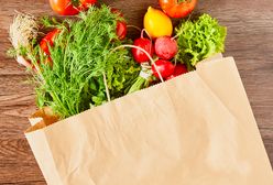 Warszawa. Uwaga na fałszywą przysługę. Złodziej okrada starszych ludzi