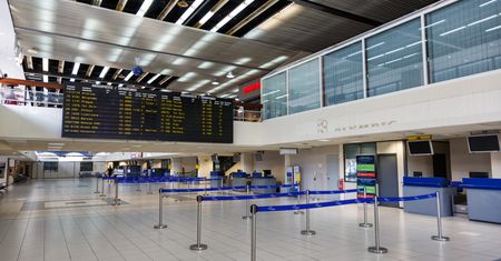 Próbowali lecieć do Polski. Zatrzymani na Rodos