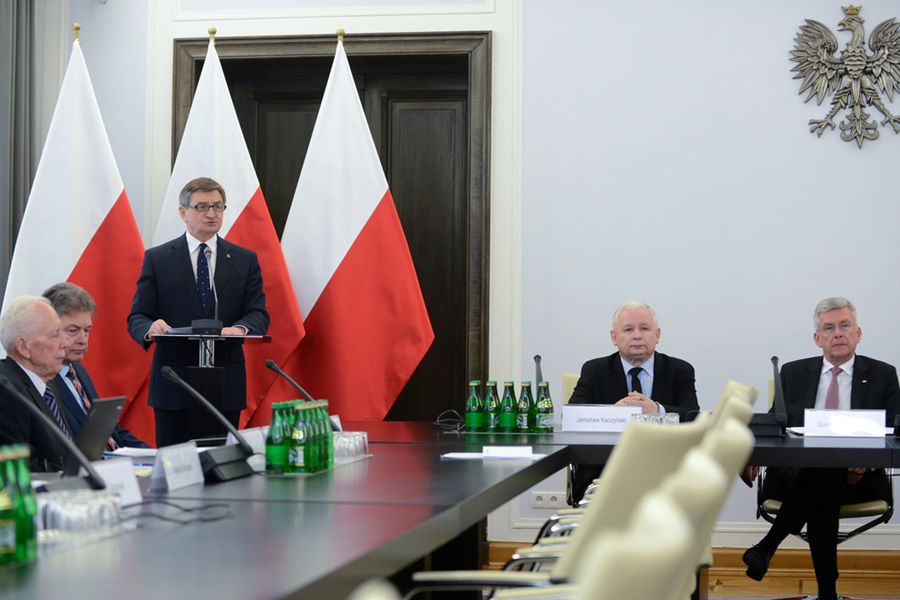Komisarz ds. praw człowieka do marszałka Sejmu: zachęcam parlament do odrzucenia projektu ustawy o KRS