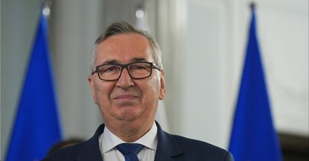 Najbogatszy poseł-emeryt. Tyle co miesiąc dostaje polityk PiS