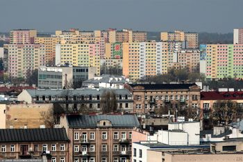 Wielka płyta kontra deweloperka. Gdzie naprawdę lepiej się mieszka?