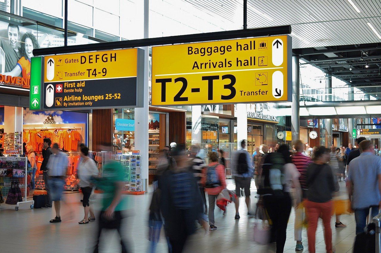 Przedłużone wakacje w Turcji. 70 Polaków utknęło na lotnisku
