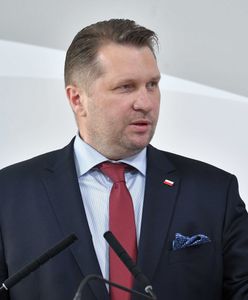 Czarnek o powrocie do szkół. "Próbuje się stresować uczniów"