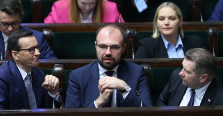 "Cierpię w opozycji". Krzysztof Szczucki dla WP