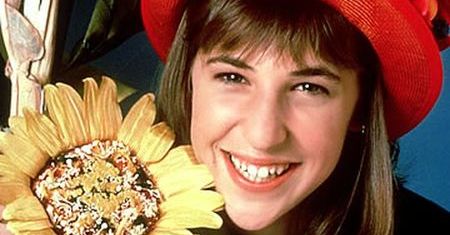 "Teoria wielkiego podrywu": Mayim Bialik z bycia "brzydulą" zrobiła swój największy atut