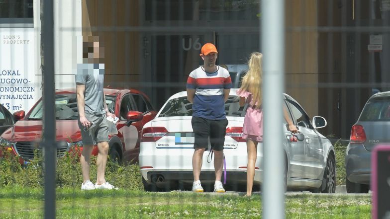 Antek Królikowski grasuje na osiedlu