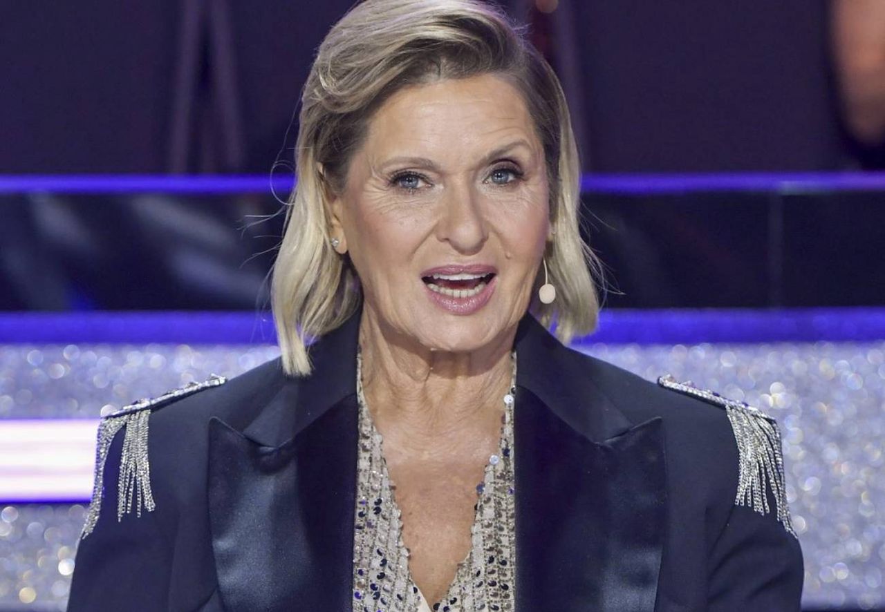 Tak Kasprzyk ubrała się na jubileusz "TzG". Spódniczka mini to dopiero początek