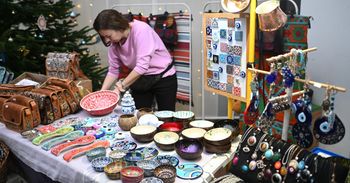 Warszawa: Muzeum Azji i Pacyfiku zamieniło się w świąteczny bazar