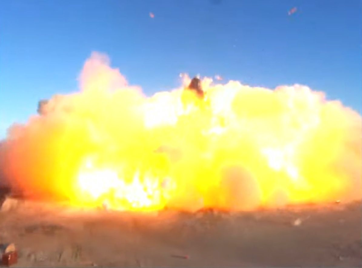 SpaceX. Starship SN8 eksplodował podczas lądowania [Wideo]