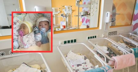 Bliźniak zaczął zmieniać kolor. Lekarze uspokajali, że to normalne