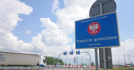 Mandaty obcokrajowców trafiają do kosza. Polska traci miliony zł