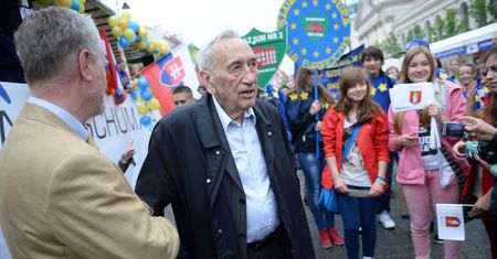 Parada Schumana przeszła ulicami Warszawy
