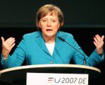 Merkel zagra globalnym ociepleniem