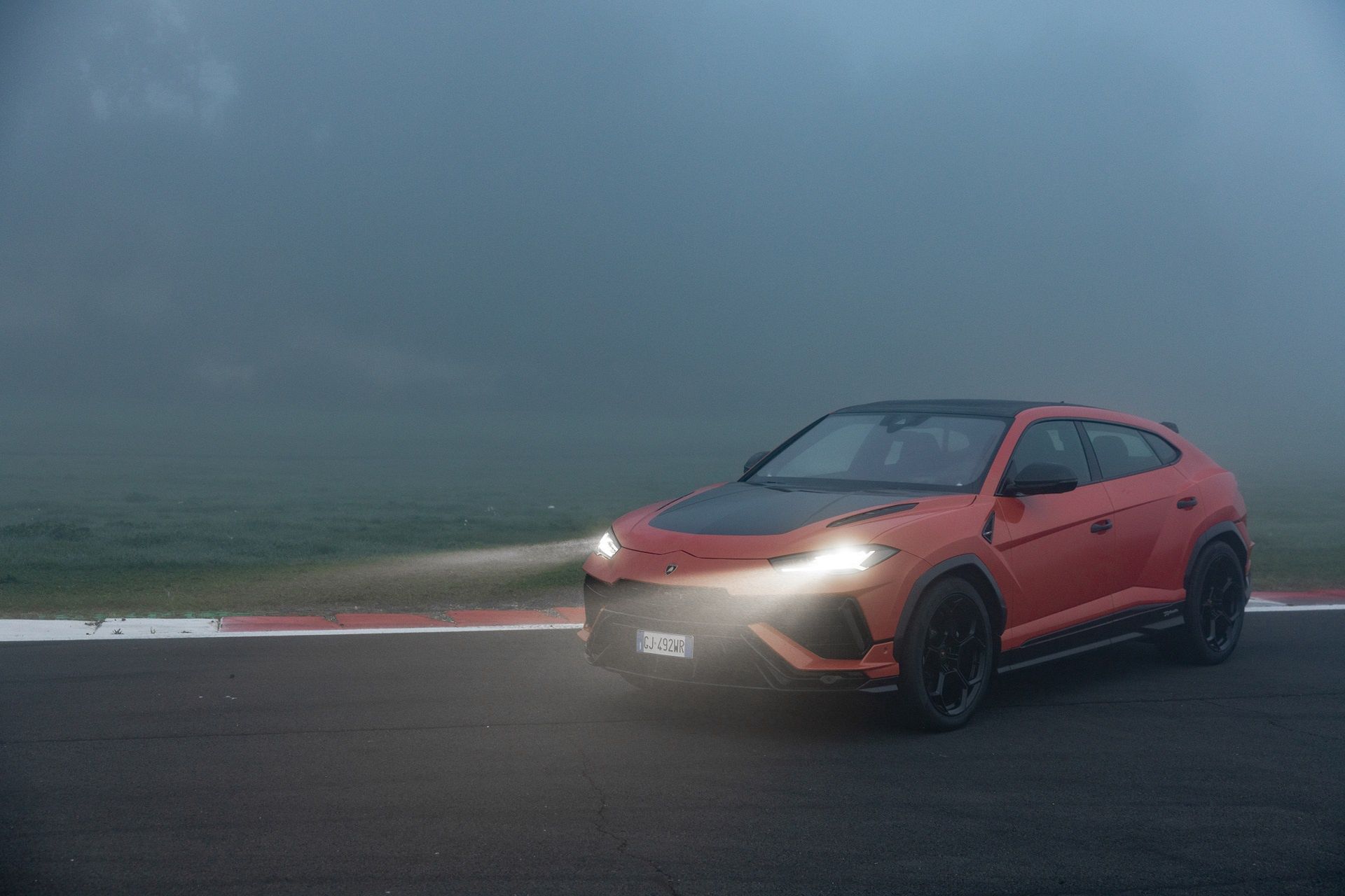 Lamborghini Urus Performante (2023)