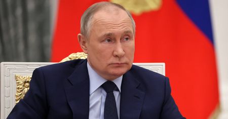 Putin mniej groźny? Nowy sondaż i pytanie o atak na Polskę