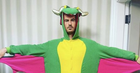 Smok mógł przyćmić kota. Andy Murray uszczypnął aktora