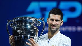 Tenis. ATP Finals: Novak Djoković odebrał puchar za pierwsze miejsce w rankingu. "To dziwny rok dla nas wszystkich"