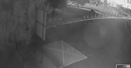 Pobicie Włochów w Warszawie. Policja pokazała nagrania z bójki
