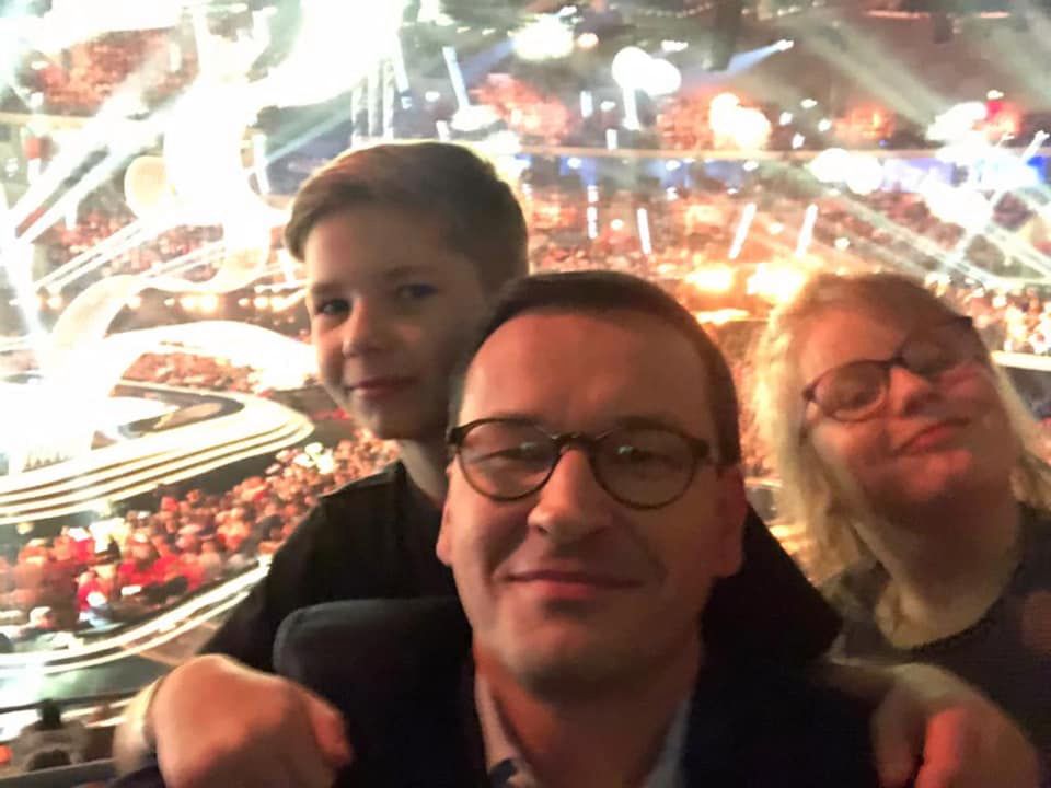 Eurowizja Junior 2019. Mateusz Morawiecki szaleje z dziećmi na widowni! Pokazał zdjęcia