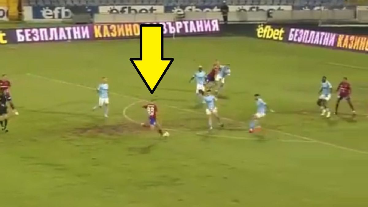 Twitter / Screen / TVP Sport / Na zdjęciu: Peter Barath bardzo szybko pokonał bramkarza Ardy