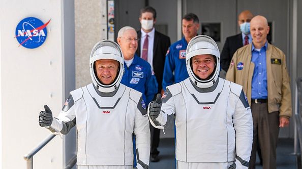 Astronauci NASA Doug Hurley i Bob Behnken.