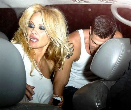 Pamela Anderson na imprezie stacji ABC