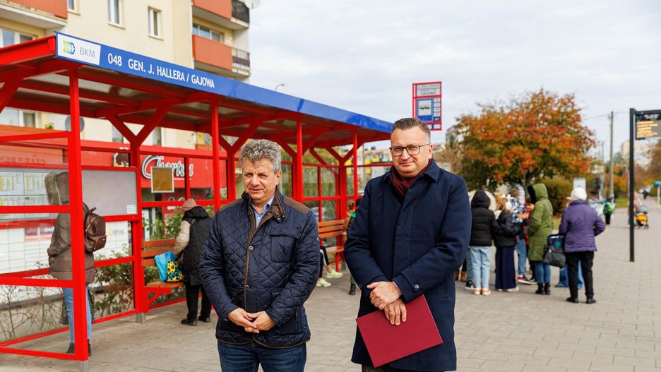 O październikowych zmianach w rozkładach jazdy BKM podczas środowej konferencji prasowej mówili zastępca prezydenta Rafał Rudnicki i dyrektor zarządu BKM Bogusław Prokop.