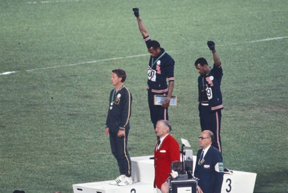 Tommie Smith, John Carlos i Peter Norman - olimpijczycy, którzy zaprotestowali przeciwko nierówności rasowej