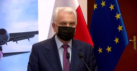 Ministerstwo Zdrowia wprowadza obowiązkowe testy dla domowników osób chorych na COVID. Od 20.12 nauka zdalna