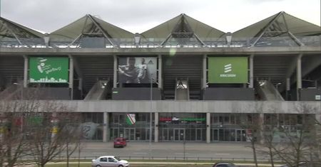 13 punktów, centralny na stadionie Legii. Warszawa chce szczepić 80 tysięcy osób tygodniowo.