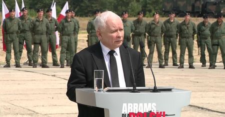 “Kto chce pokoju, ten musi szykować się do wojny”. J. Kaczyński o zakupie nowych czołgów Abrams dla polskiej armii