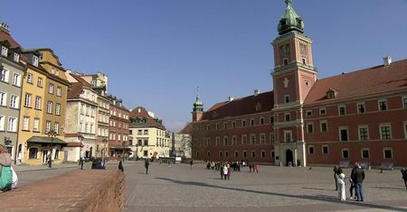 W kilku polskich miastach rozbrzmiał hymn Ukrainy zamiast hejnałów