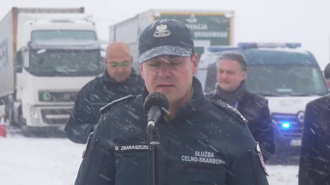 Zwiększone kontrole na granicy polsko-ukraińskiej. Minister infrastruktury reaguje na protest przewoźników