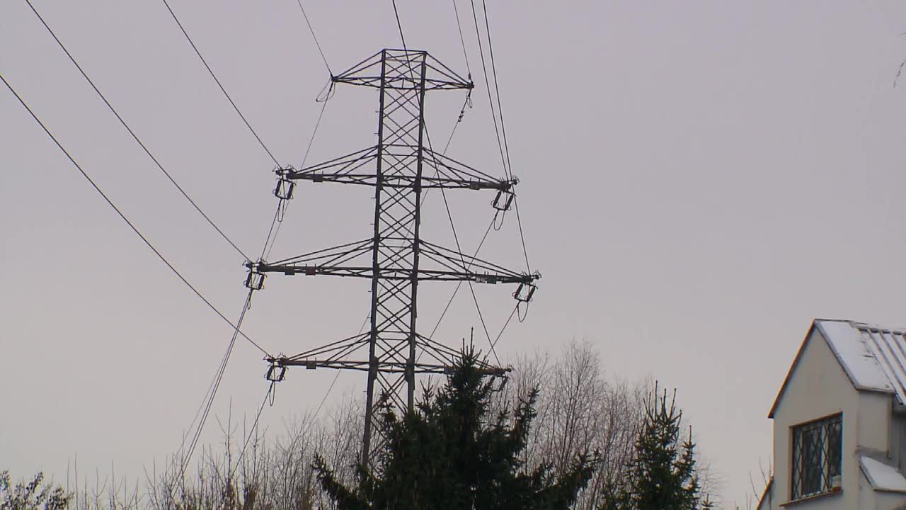 Senat przyjął ustawy o finansowaniu in vitro oraz zamrożeniu cen energii do połowy roku