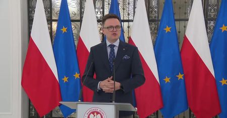 Sprawa Kamińskiego i Wąsika. Hołownia: mamy do czynienia z sytuacją absolutnie bez precedensu