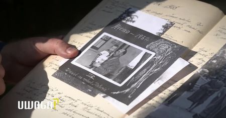 „Ten, co duchy maluje”. Przenosi stare fotografie na ściany drewnianych budynków