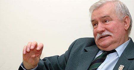 Lech Wałęsa dla WP: politycy grają nawet tragedią
