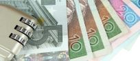 Złoty traci solidarnie z euro