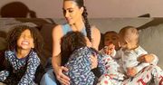 Kim Kardashian w domowej sesji ze wszystkimi dziećmi. North i Saint nieźle wyrośli