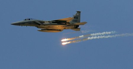 Rozbił się samolot bojowy F-16. Akcja ratunkowa zakończona