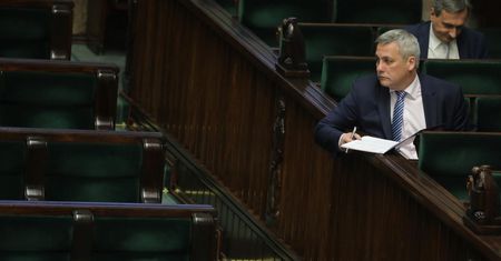 Minister Adamczyk potwierdza przyczynę dymisji Jerzego Szmita. Rezygnacja z powodów osobistych