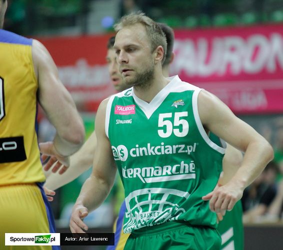 Łukasz Koszarek liderem Stelmetu