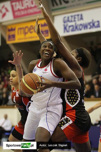 Tina Charles tym razem niemiłosiernie ogrywała rywalki z Madrytu