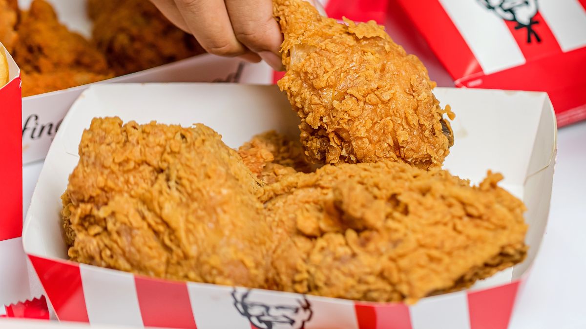 Zdradzili, jak kupować w KFC