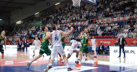Kluczowy wyjazd Anwilu! We Włocławku patrzymy na Warszawę – stawka? Play-offy