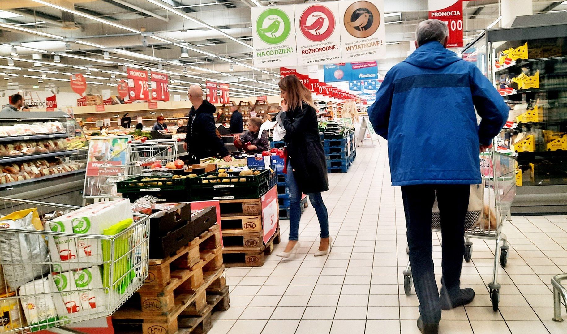 Alarm w sklepach maj 2025 - także Biedronka i Lidl Ostrzeżenie GIS - kadm i ołów w naczyniach, plastik w czekoladzie